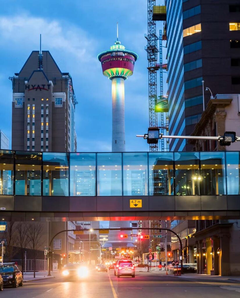 Calgary Tower HQ 3 SM.jpg 825x1024