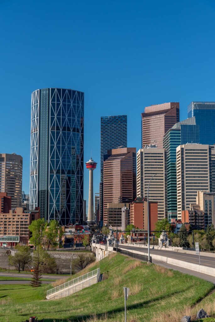 view of calgary s skyline on a beautiful spring mo 2025 10 16 23 34 49 utc 684x1024